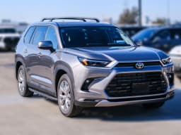 Toyota Grand Highlander Hybrid Limited AWD (Natl) 2026 — side view