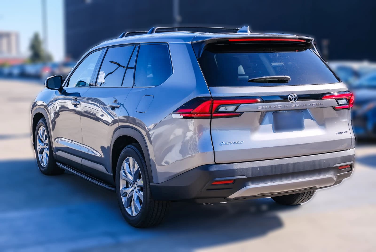 Toyota Grand Highlander Hybrid Limited AWD (Natl) 2026 — side view