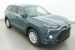 Toyota Grand Highlander Hybrid LE AWD (Natl) 2026 — side view