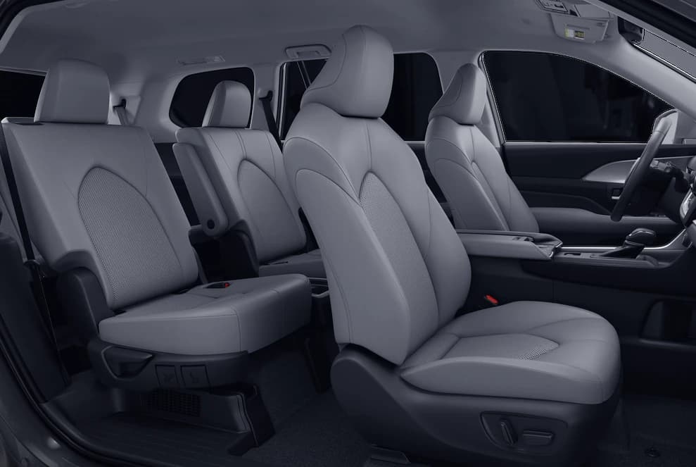 Toyota Grand Highlander Hybrid LE AWD (Natl) 2026 — side view