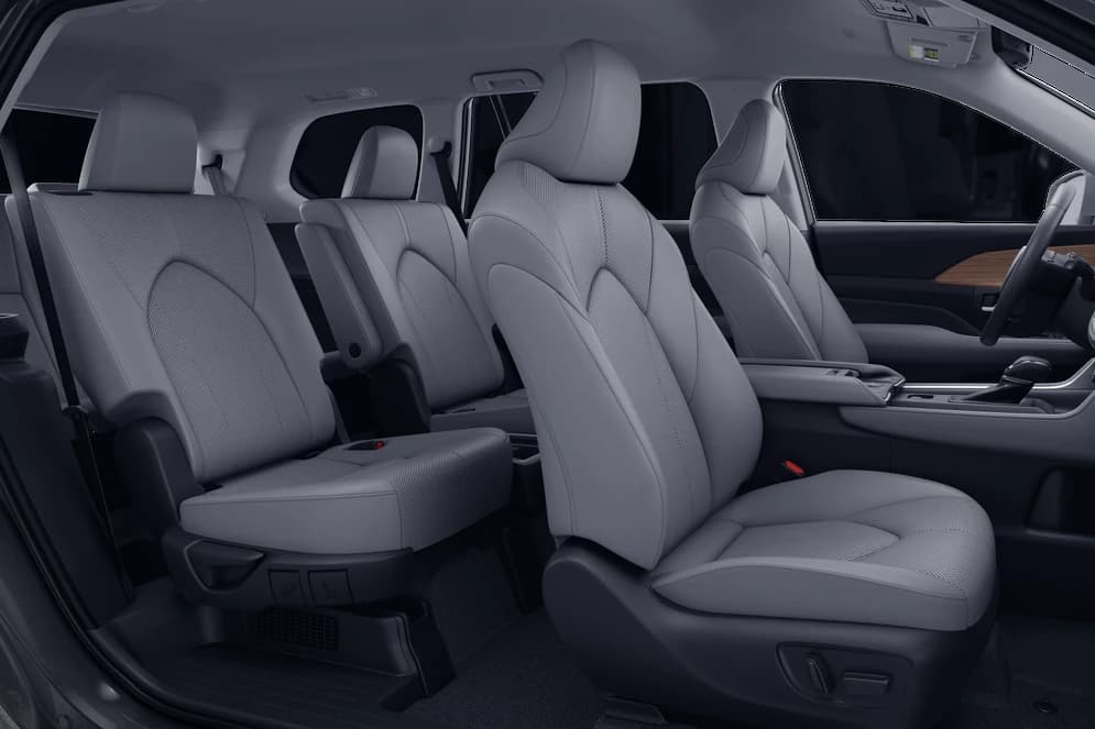 Toyota Grand Highlander Hybrid Limited AWD (Natl) 2026 — side view