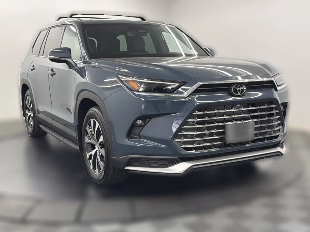 Toyota Grand Highlander Hybrid MAX Limited AWD (Natl) 2026 — side view