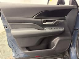 Toyota Grand Highlander Hybrid MAX Limited AWD (Natl) 2026 — side view