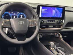 Toyota Grand Highlander Hybrid MAX Limited AWD (Natl) 2026 — side view