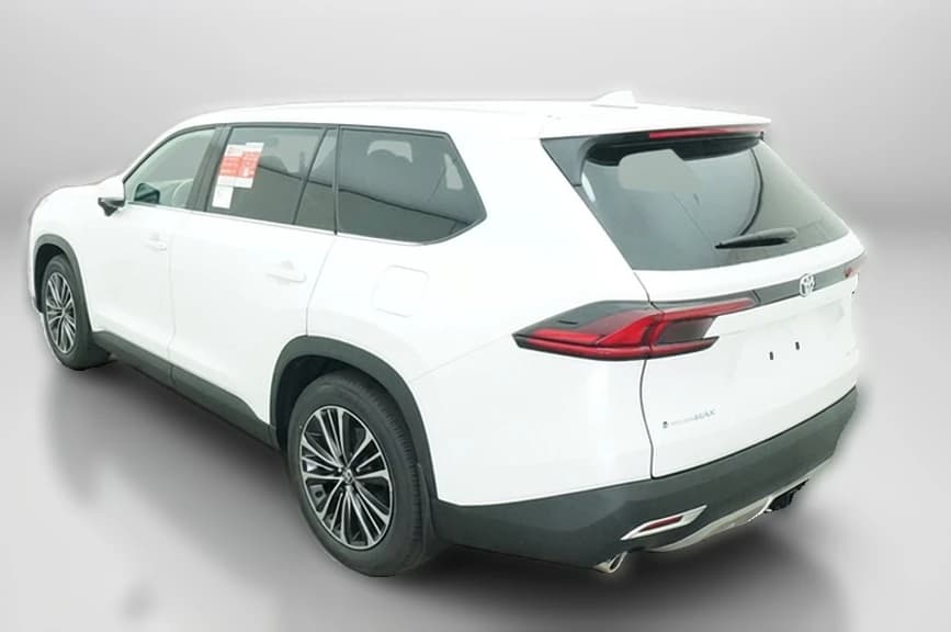 Toyota Grand Highlander Hybrid MAX Platinum AWD (Natl) 2026 — side view