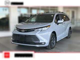 Toyota Sienna Woodland Edition AWD 7-Passenger (Natl)