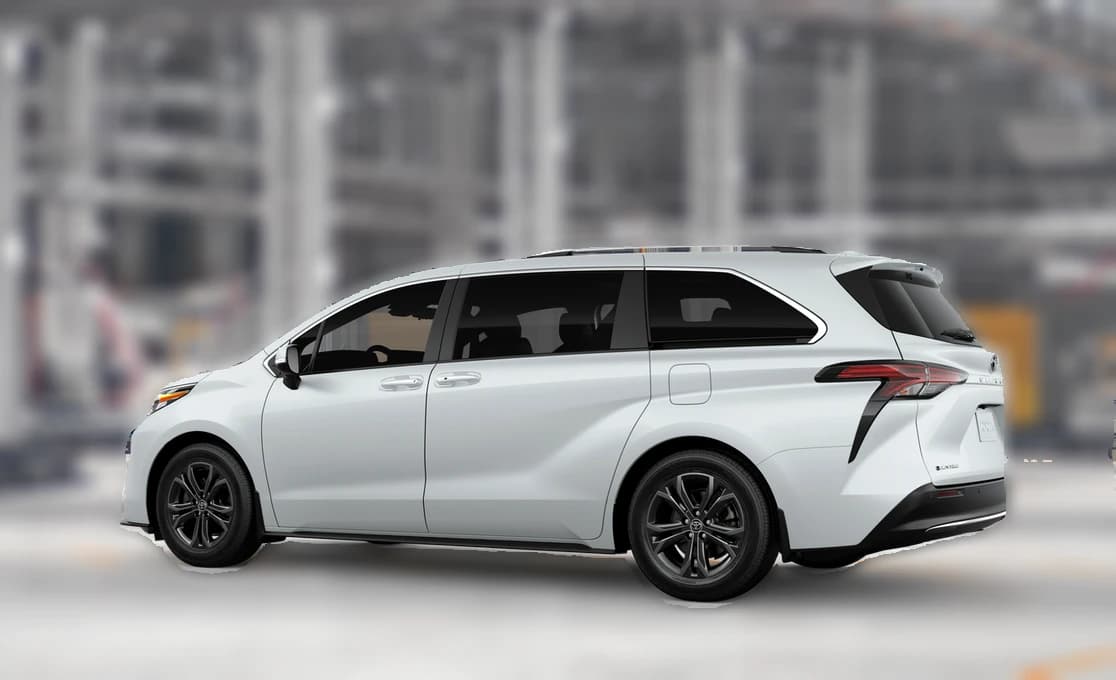 Toyota Sienna Platinum AWD 7-Passenger (Natl) 2026 — side view