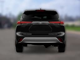 Toyota Highlander Platinum AWD (Natl) 2026 — side view