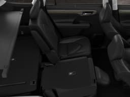 Toyota Highlander Platinum AWD (Natl) 2026 — side view