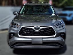 Toyota Highlander XLE AWD (Natl) 2026 — side view