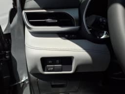 Toyota Highlander XLE AWD (Natl) 2026 — side view