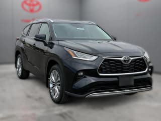 Toyota Highlander Platinum AWD (Natl)