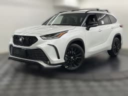 Toyota Highlander XSE AWD (Natl) 2026 — side view