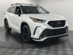 Toyota Highlander XSE AWD (Natl) 2026 — side view