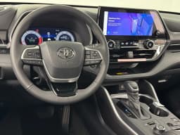 Toyota Highlander XSE AWD (Natl) 2026 — side view