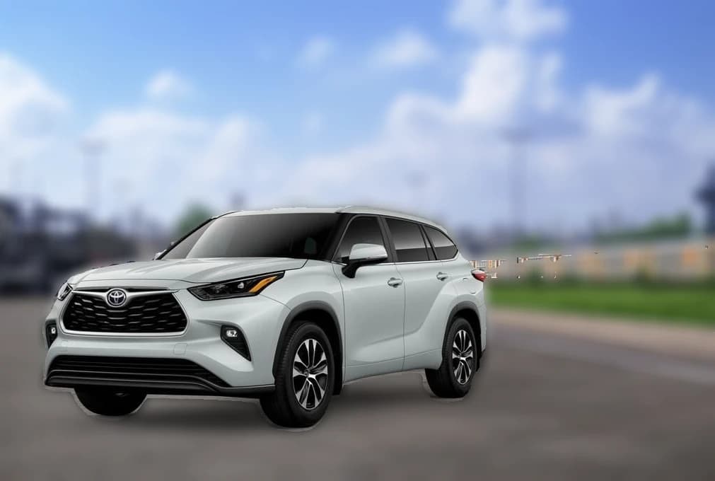 Toyota Highlander XLE AWD (Natl) 2026 — side view