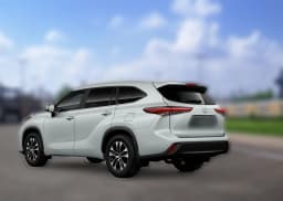 Toyota Highlander XLE AWD (Natl) 2026 — side view