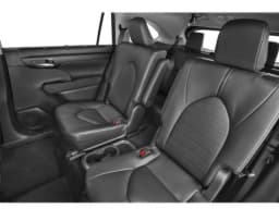 Toyota Highlander XLE AWD (Natl) 2026 — side view