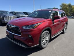 Toyota Highlander Platinum AWD (Natl) 2026 — side view