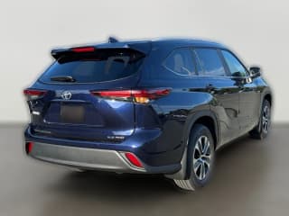 Toyota Highlander XLE AWD (Natl)