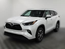 Toyota Highlander XLE AWD (Natl) 2026 — side view