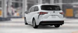 Toyota Sienna LE FWD 8-Passenger (Natl) 2026 — side view