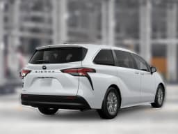 Toyota Sienna LE FWD 8-Passenger (Natl) 2026 — side view