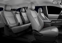 Toyota Sienna LE FWD 8-Passenger (Natl) 2026 — side view