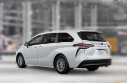 Toyota Sienna LE FWD 8-Passenger (Natl) 2026 — side view