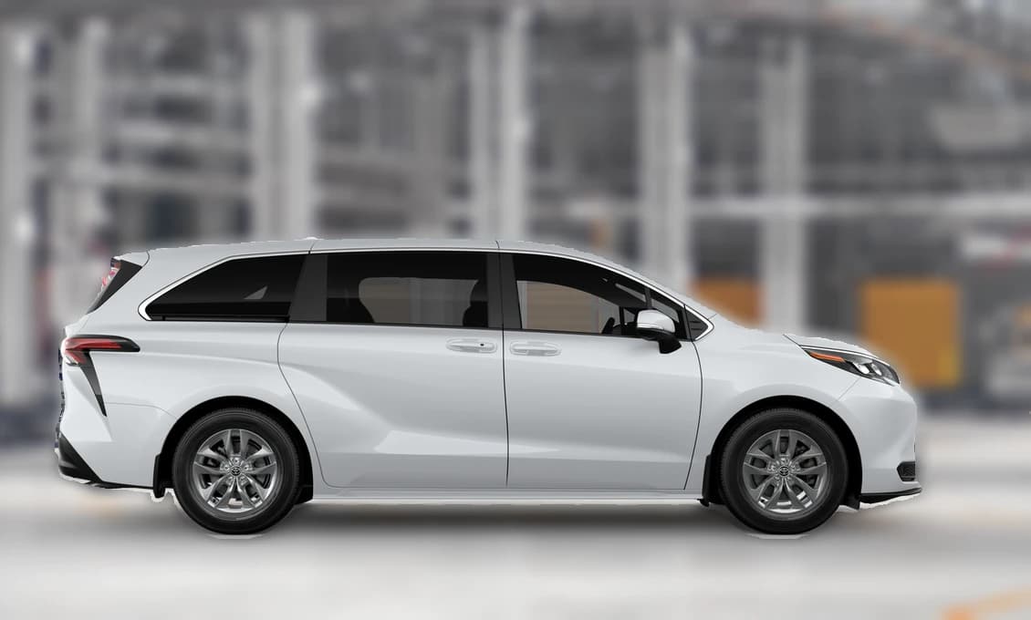 Toyota Sienna LE FWD 8-Passenger (Natl) 2026 — side view