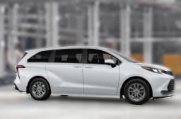 Toyota Sienna LE FWD 8-Passenger (Natl) 2026 — side view