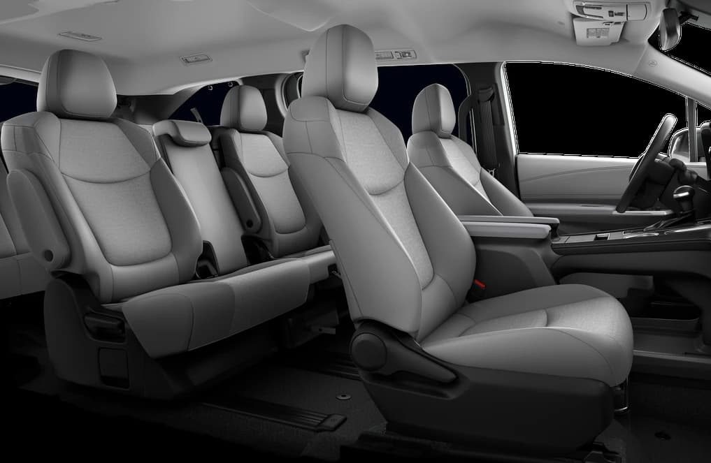 Toyota Sienna LE FWD 8-Passenger (Natl) 2026 — side view