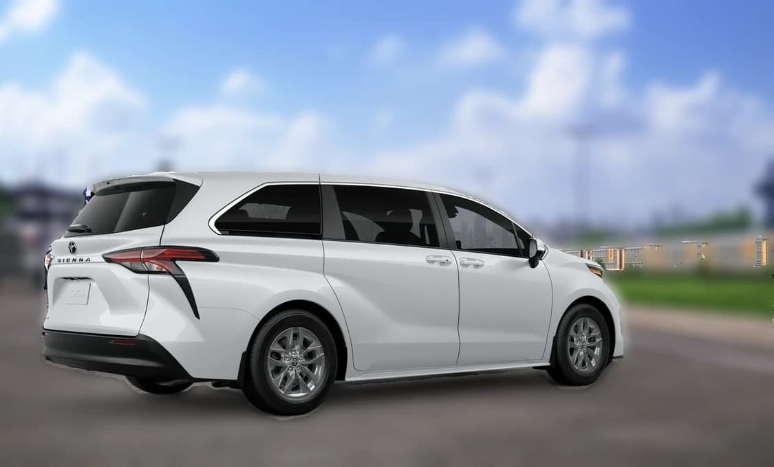 Toyota Sienna LE AWD 8-Passenger (Natl) 2026 — side view
