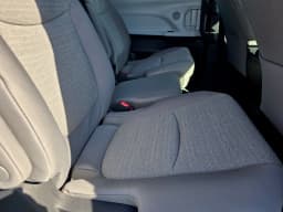 Toyota Sienna LE AWD 8-Passenger (Natl) 2026 — side view