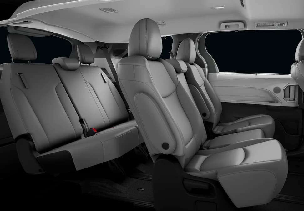 Toyota Sienna XLE FWD 8-Passenger (Natl) 2026 — side view
