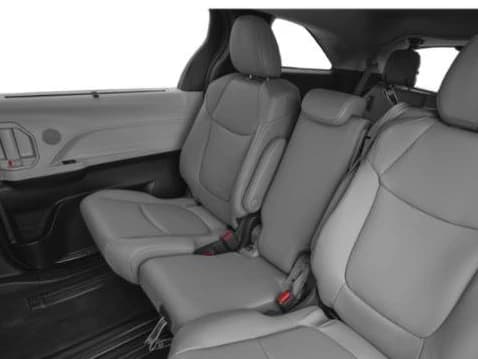 Toyota Sienna XLE AWD 7-Passenger (Natl) 2026 — side view