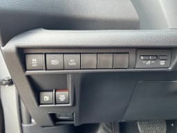 Toyota Sienna Limited FWD 7-Passenger (Natl) 2026 — side view