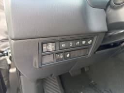 Toyota Tundra 4WD Limited CrewMax 5.5' Bed (Natl) 2026 — side view