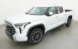 Toyota Tundra 4WD Limited CrewMax 5.5' Bed (Natl)