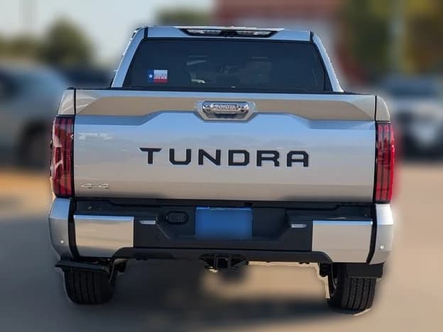 Toyota Tundra 4WD Limited CrewMax 5.5' Bed (Natl) 2026 — side view