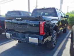 Toyota Tundra 4WD Limited CrewMax 5.5' Bed (Natl) 2026 — side view