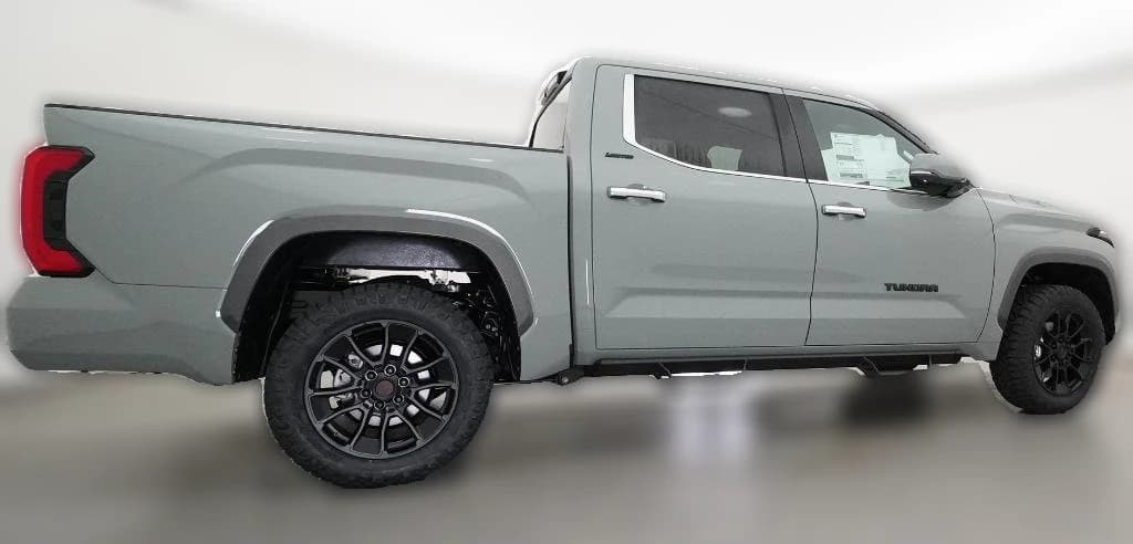 Toyota Tundra 4WD Limited CrewMax 5.5' Bed (Natl) 2026 — side view