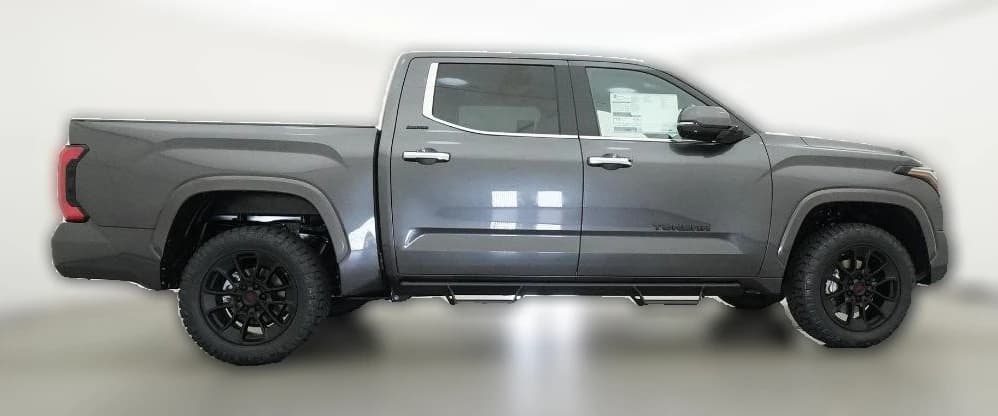 Toyota Tundra 4WD Limited CrewMax 5.5' Bed (Natl) 2026 — side view