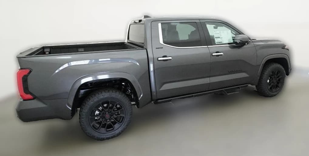 Toyota Tundra 4WD Limited CrewMax 5.5' Bed (Natl) 2026 — side view