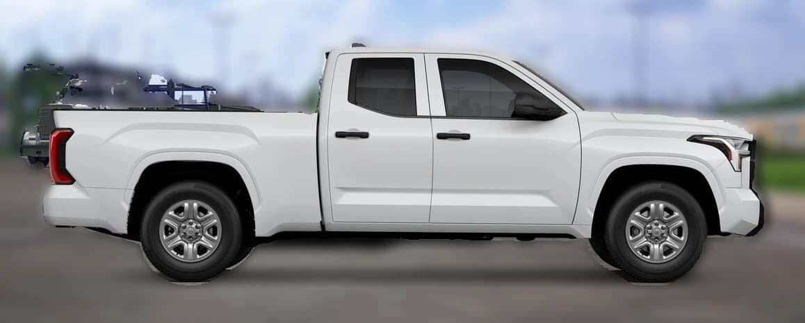 Toyota Tundra 4WD SR Double Cab 6.5' Bed (Natl) 2026 — side view