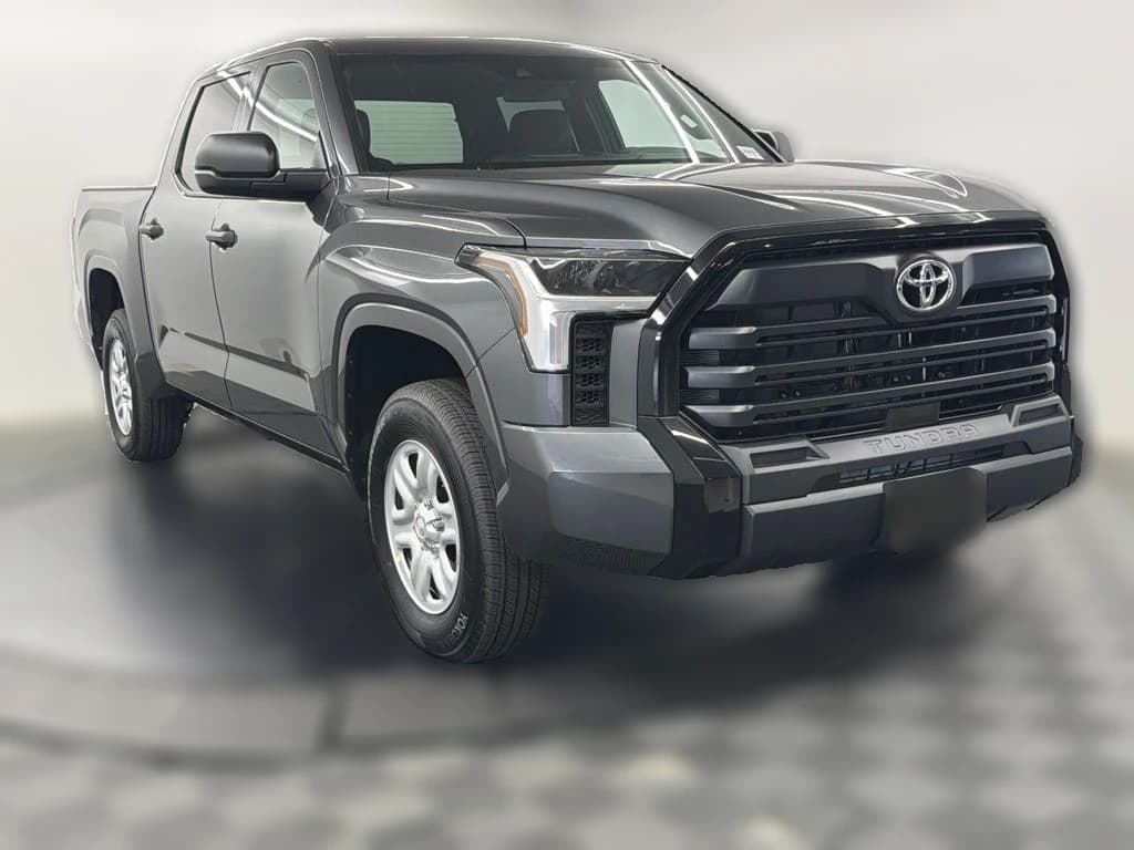 Toyota Tundra 4WD SR CrewMax 5.5' Bed (Natl) 2026 — side view