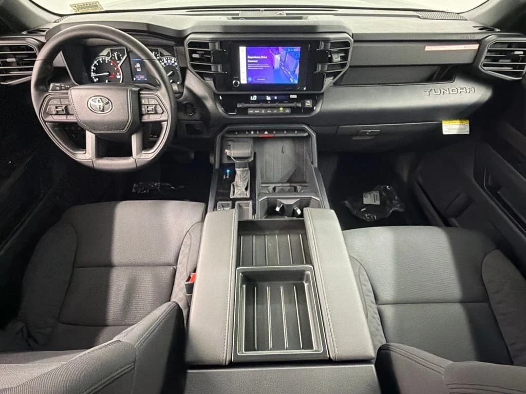 Toyota Tundra 4WD SR CrewMax 5.5' Bed (Natl) 2026 — side view