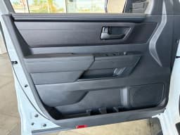 Toyota Tundra 4WD SR CrewMax 5.5' Bed (Natl) 2026 — side view