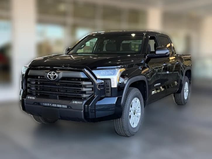 Toyota Tundra 2WD SR5 CrewMax 5.5' Bed (Natl) 2026 — side view