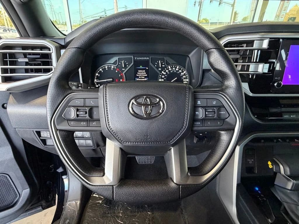 Toyota Tundra 2WD SR5 CrewMax 5.5' Bed (Natl) 2026 — side view